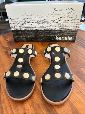 Kensie Black Slide Sandals with Gold Accents Size 8